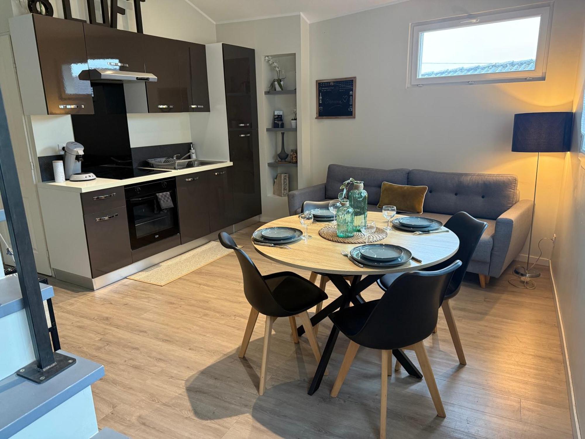 Bourg-Saint-Christophe Loft, Studio And Love Rooms מראה חיצוני תמונה
