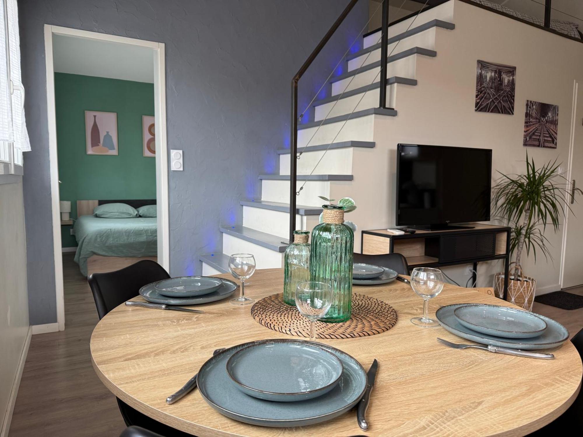 Bourg-Saint-Christophe Loft, Studio And Love Rooms מראה חיצוני תמונה