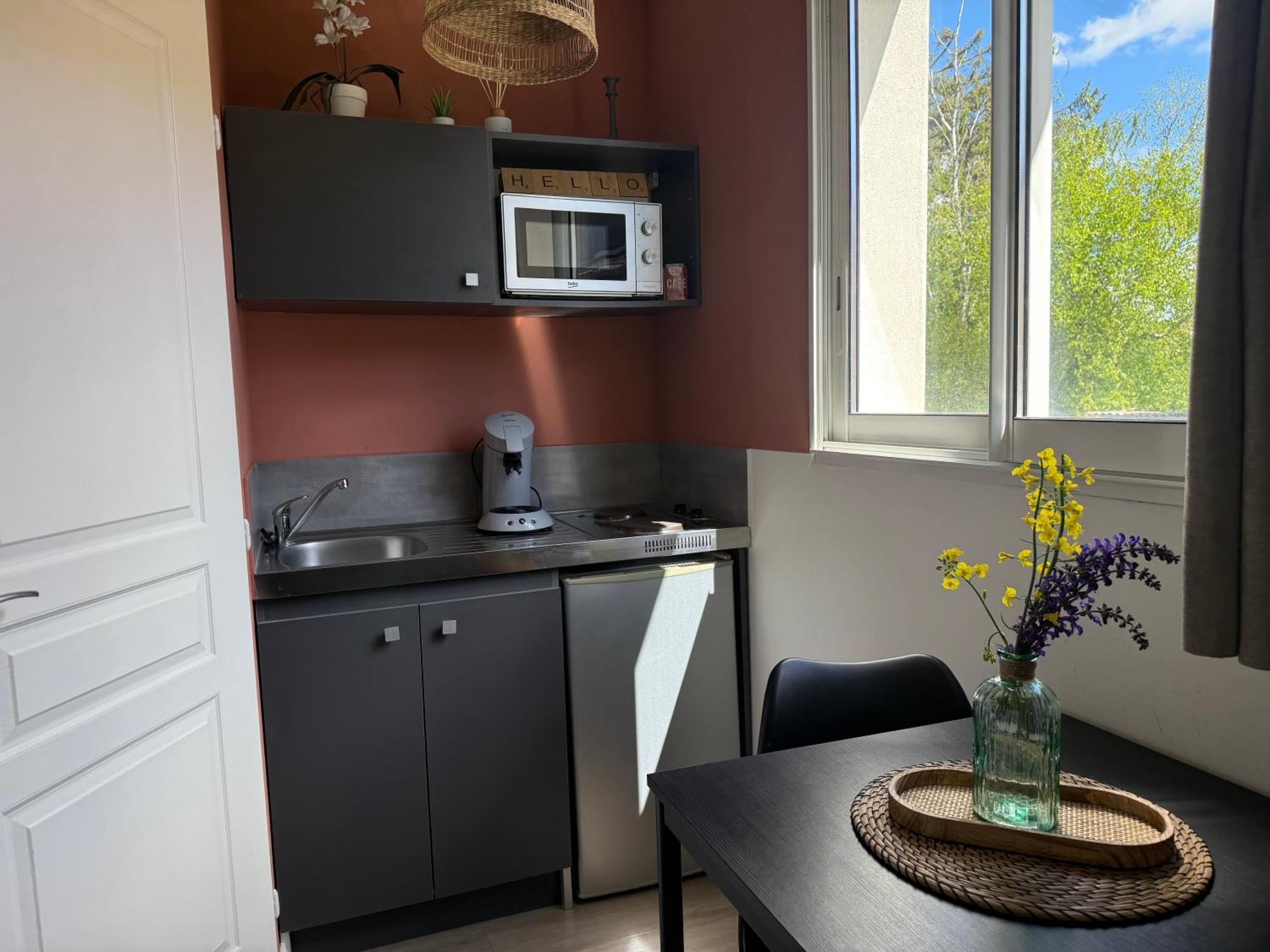 Bourg-Saint-Christophe Loft, Studio And Love Rooms מראה חיצוני תמונה