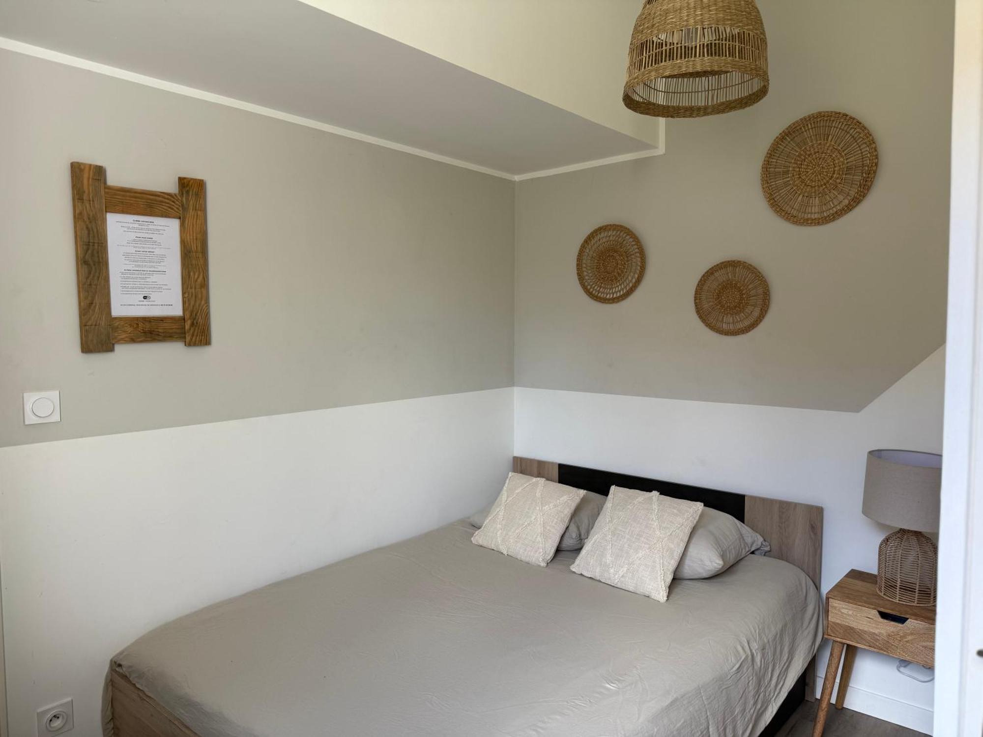 Bourg-Saint-Christophe Loft, Studio And Love Rooms מראה חיצוני תמונה
